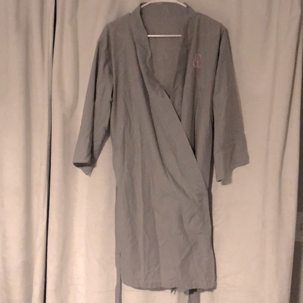 Gray tie robe with pink ‘A’